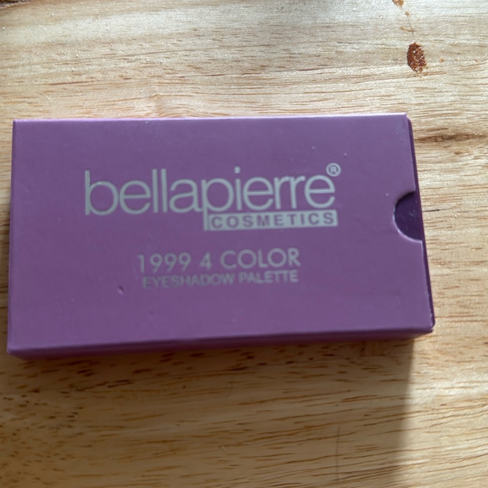 Bellapierre Cosmetics 1999 4 colour eyeshadow pallete *comes with free gift*